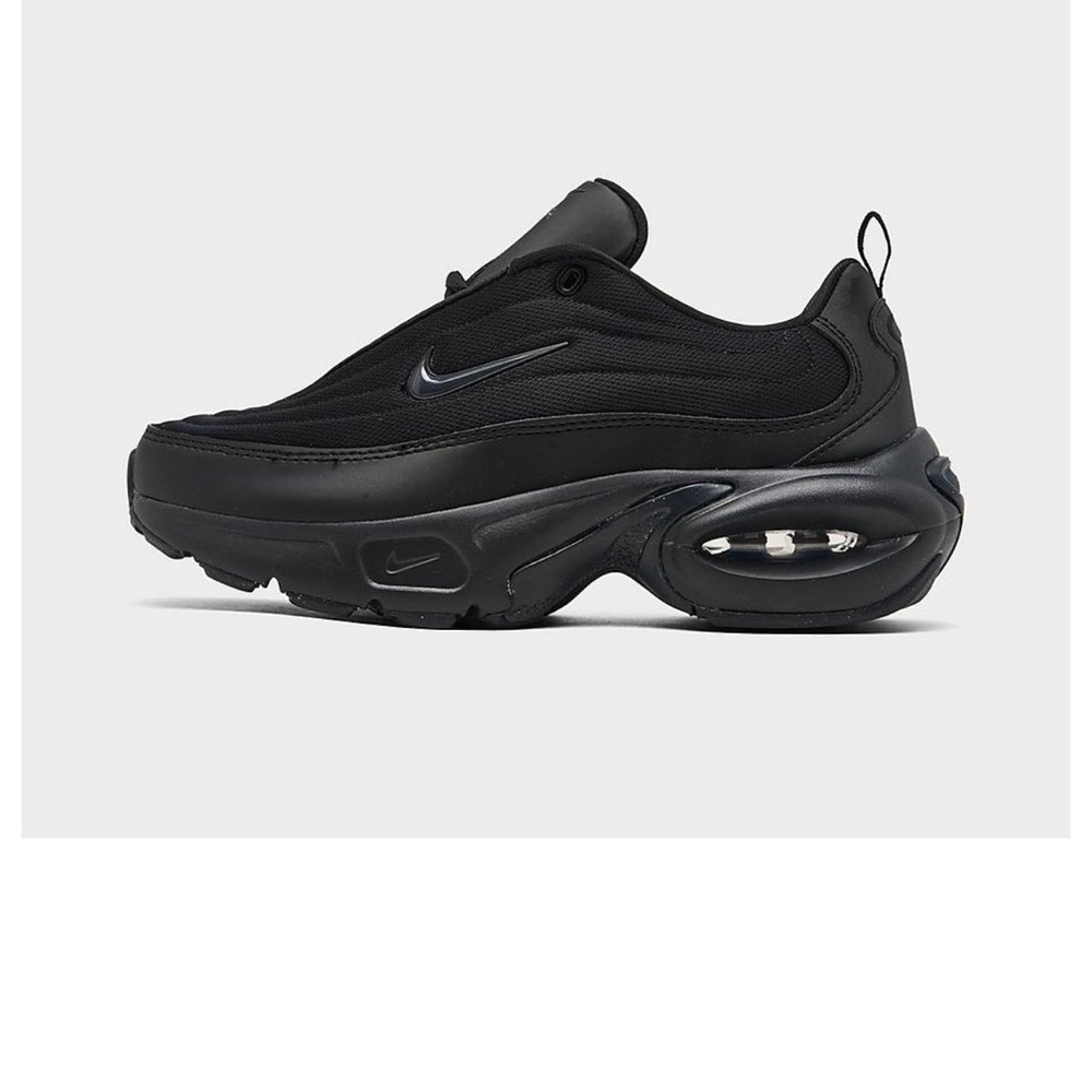 Nike Black Air Max Sneakers